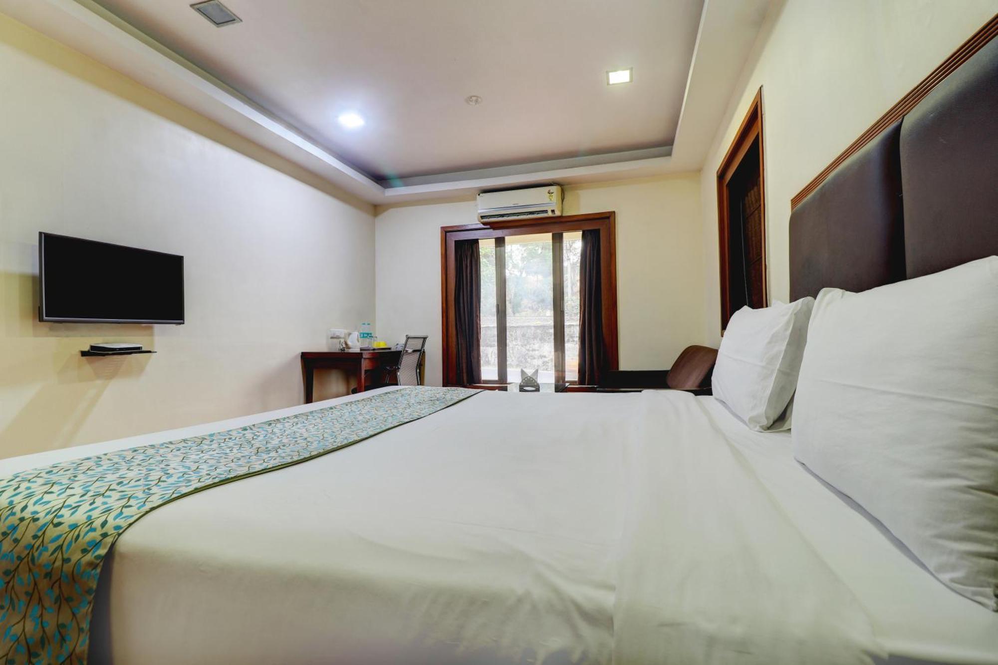 Amazinn Villa Lonavala Exterior foto